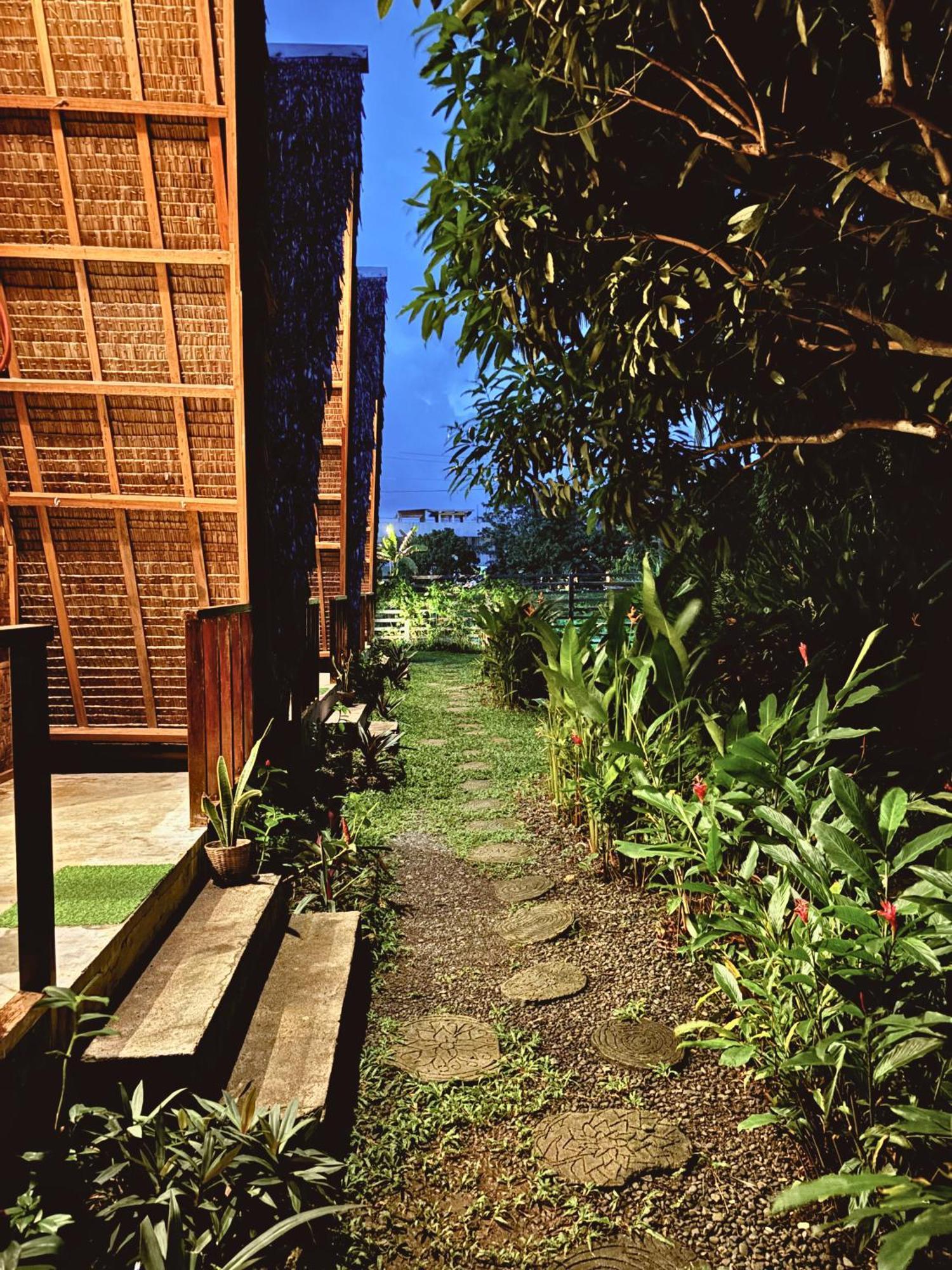 Villa Triangle Palms Siargao General Luna  Exterior foto